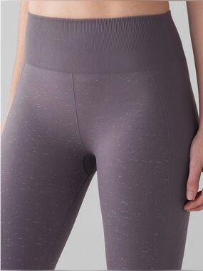 Lululemon Free to flow 7/8 tight